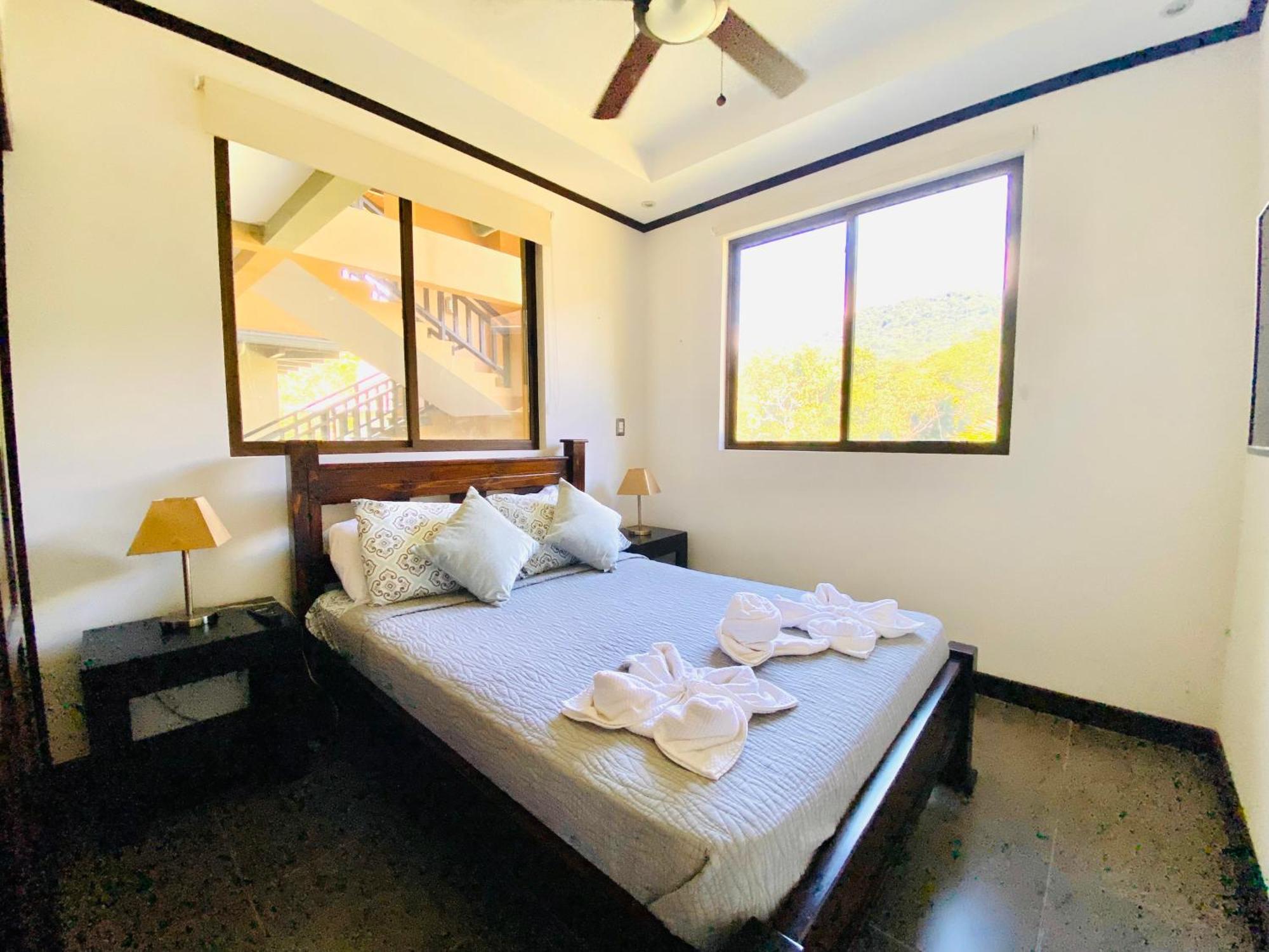 Pacific Edge Eco Lodge Dominical Bilik gambar
